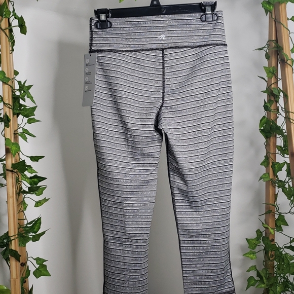 Ideology women's Legging small - Picture 3 of 5